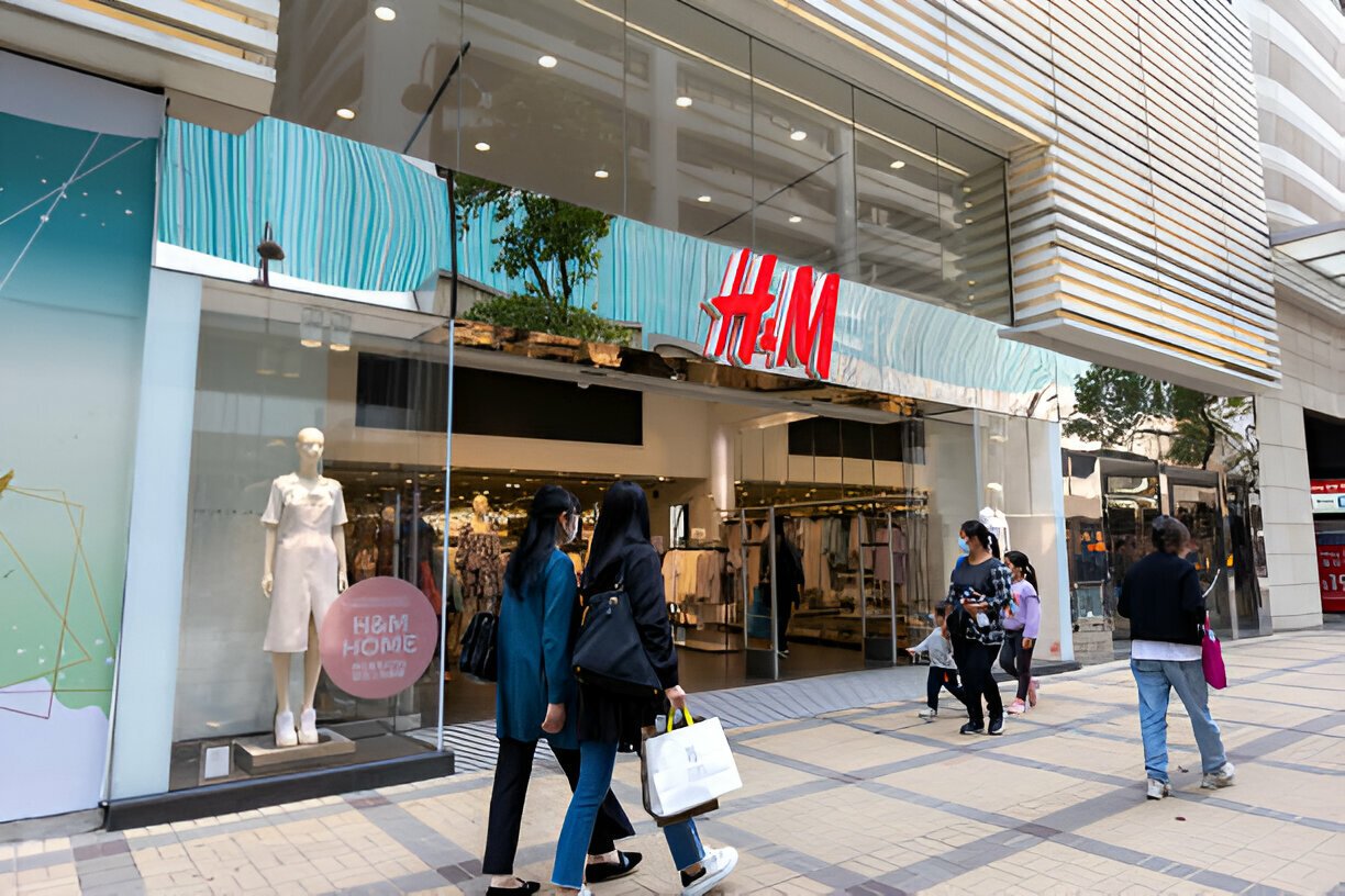 عروض H&M الحصرية استمتع بتجربة تسوق مميزة بأسعار لا تقاوم!