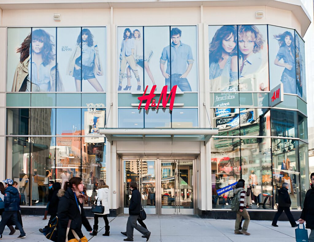 عروض H&M الحصرية استمتع بتجربة تسوق مميزة بأسعار لا تقاوم!